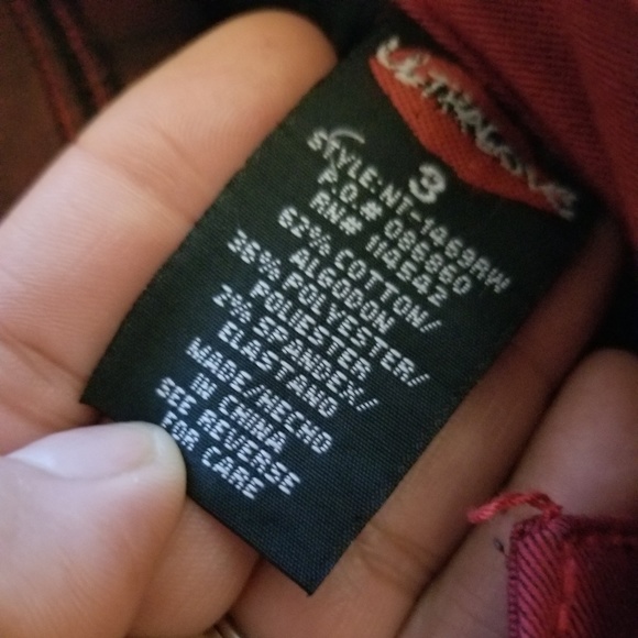 Jeans - Picture 3 of 4